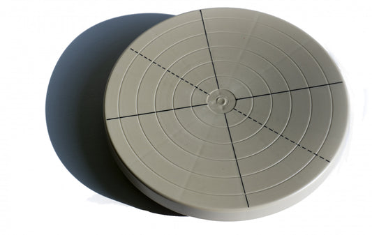 Plastic hat/ diameter 20 cm/ height 4 cm