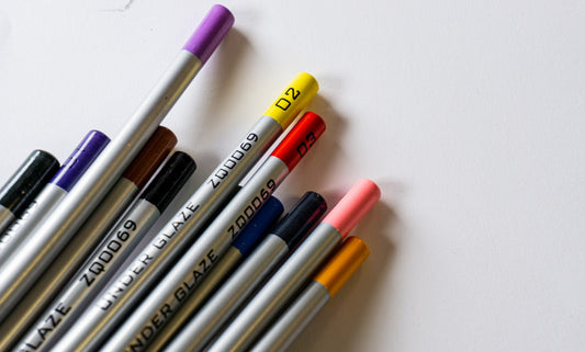 Set of underglaze crayons - 12 colors