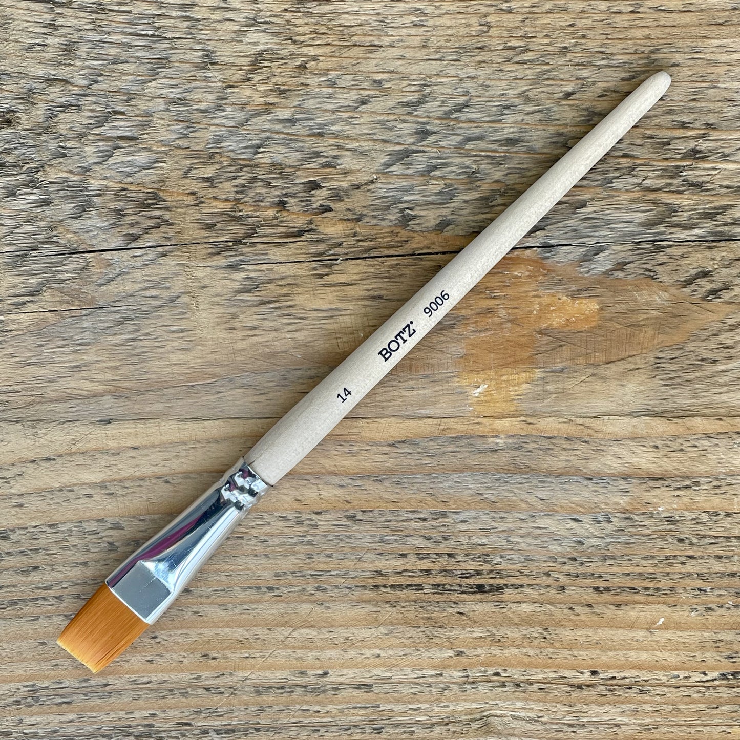 Botz brush with synthetic bristles 14 mm