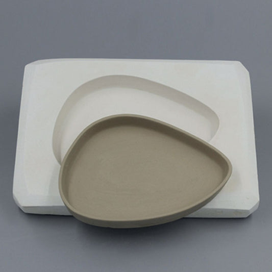 Gipsform – asymmetrische Untertasse